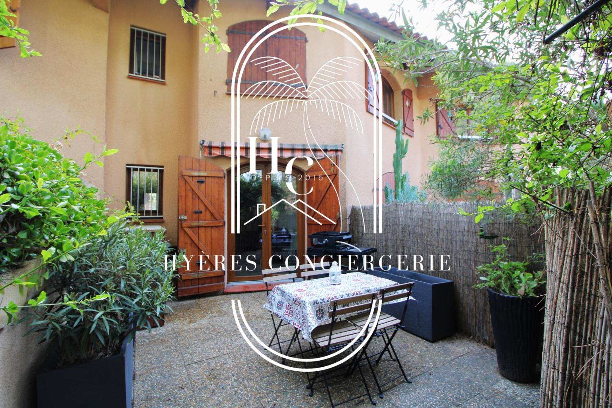 Triplex Le Port D'Hyeres-400M-Clim Wifi Parking By Hc Apartment Exterior photo